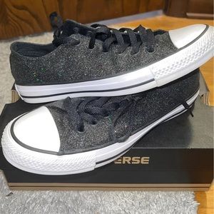 Womens Size 8 Black Glitter Converse- LIKE NEW